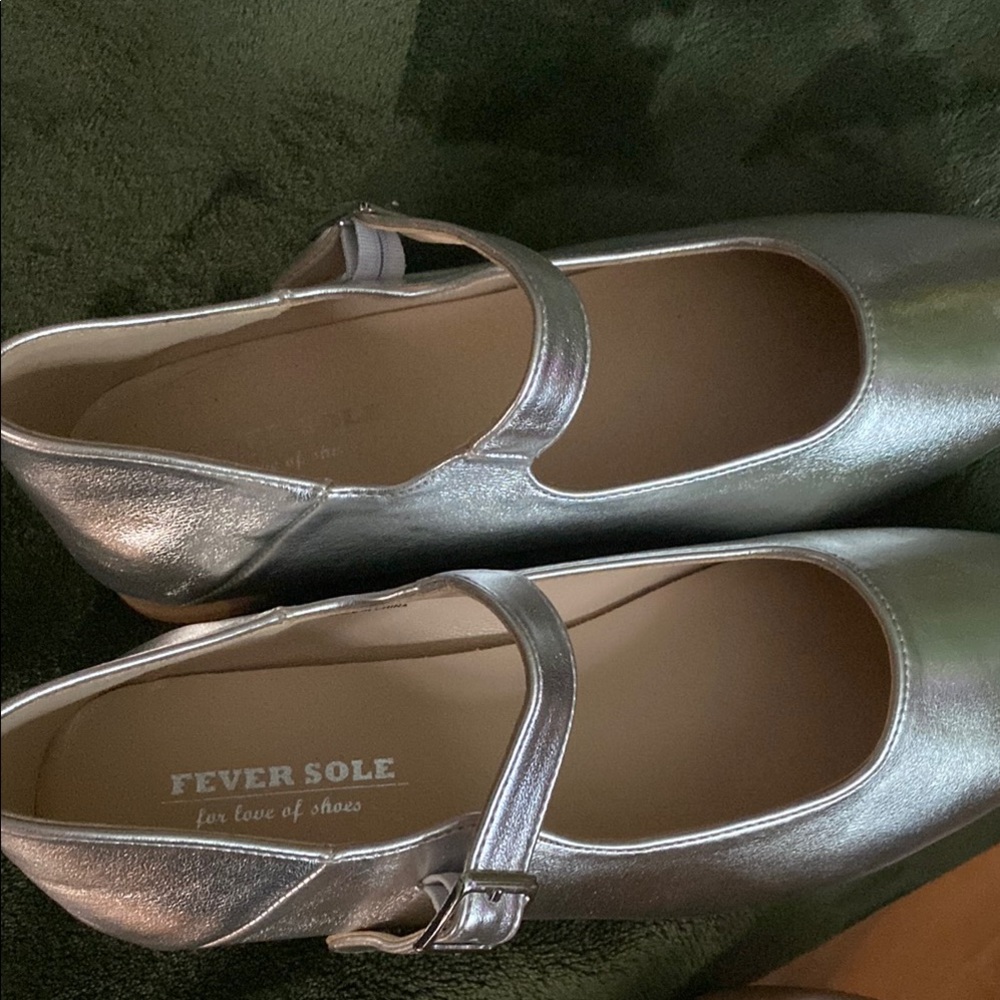 Silver Metallic Flats with Strap